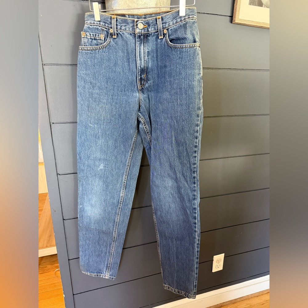 Vintage  Levi's 550 Relaxed Fit Tapered Leg Jeans made in USA 8L